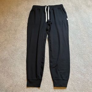 Vuori Performance Joggers Womens Extra Small XS Black Relaxed Mid Rise Tapered
